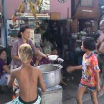 578246_295123803905072_686378_n